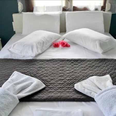 Breeze - N.2 Apartment Kalamitsi (Lefkada)